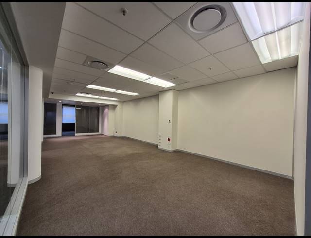 206M² OFFICE TO LET IN SANDTON CENTRAL